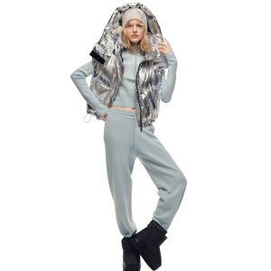 PERFECT MOMENT x H&M NWT Merino Wool Fair isle Sweater & Jogging Pant in Sz XS